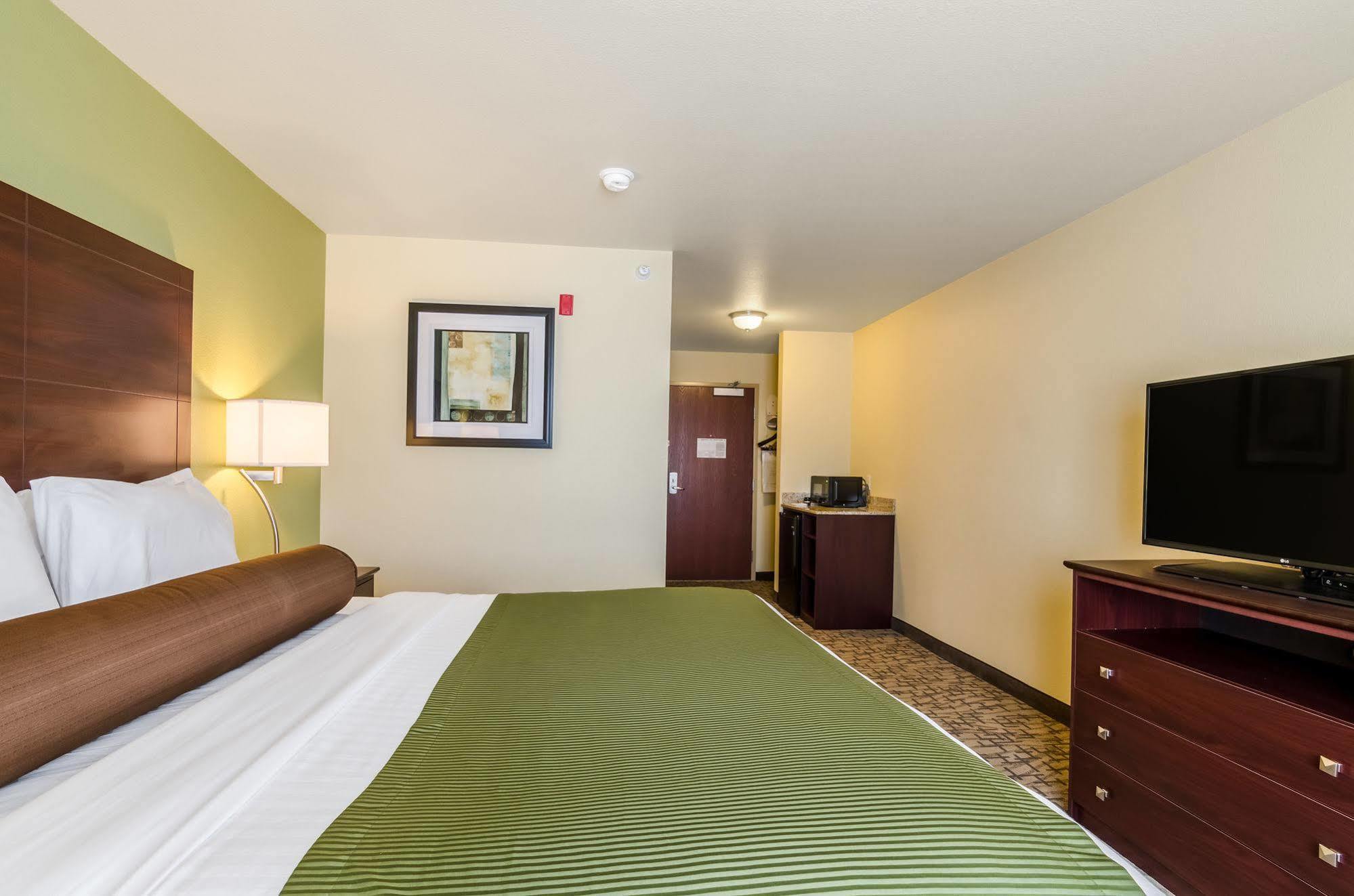 Cobblestone Hotel&Suites - McCook Buitenkant foto